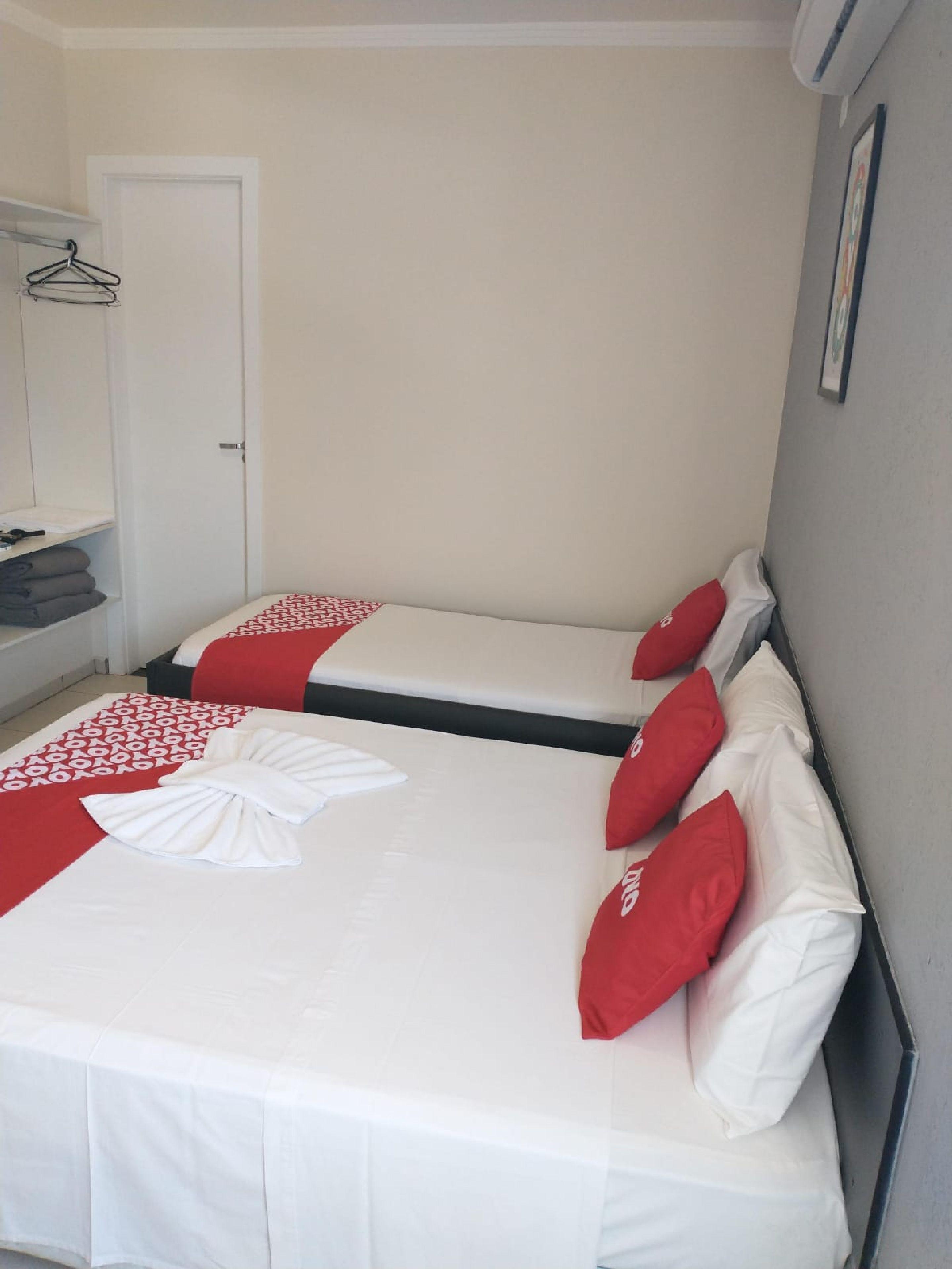 Oyo Cerrado Hotel, Campo Grande 大坎普 外观 照片 A typical room at a hotel